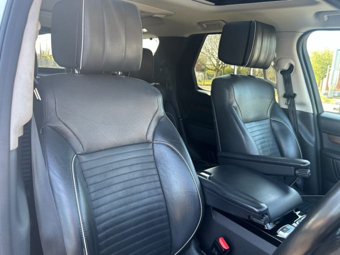 2025 Land Rover Discovery