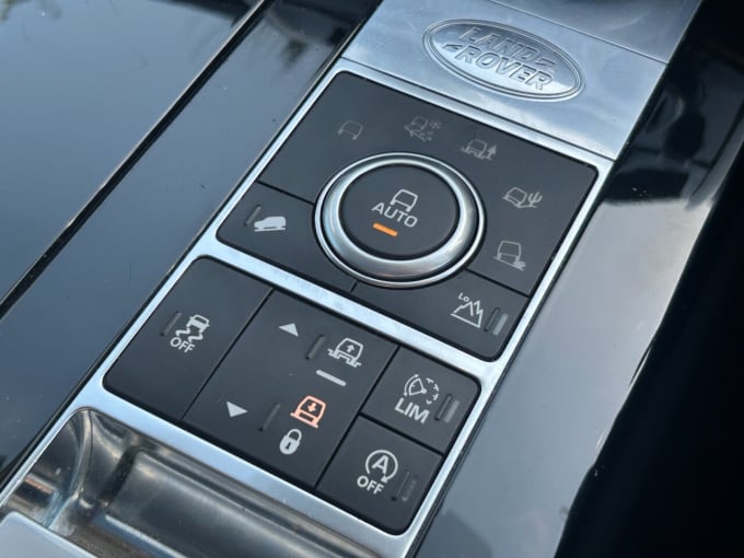 2025 Land Rover Discovery