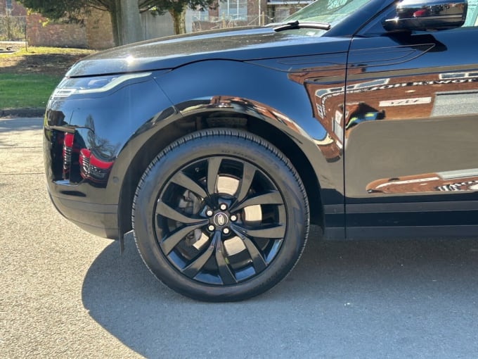 2025 Land Rover Range Rover Evoque
