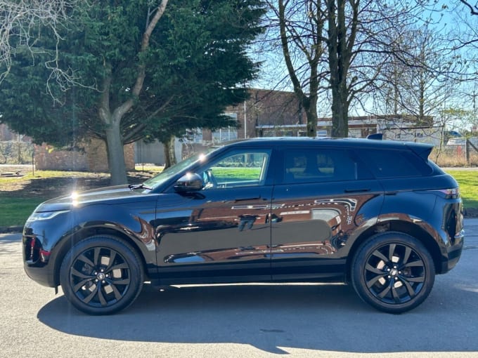 2025 Land Rover Range Rover Evoque