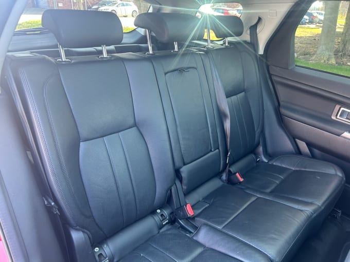 2025 Land Rover Discovery Sport