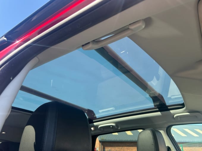 2025 Land Rover Discovery Sport