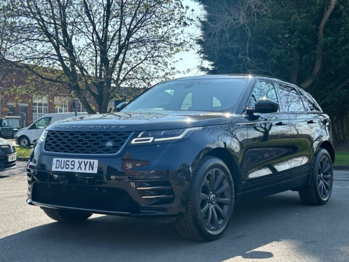 2025 Land Rover Range Rover Velar