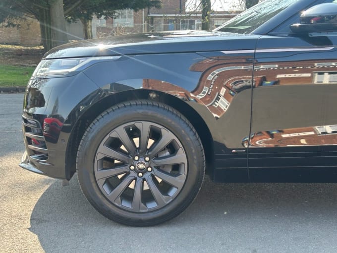 2025 Land Rover Range Rover Velar
