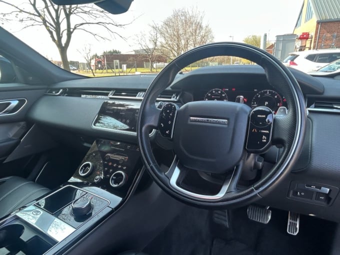 2025 Land Rover Range Rover Velar