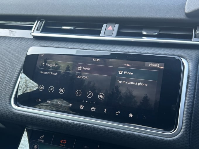 2025 Land Rover Range Rover Velar