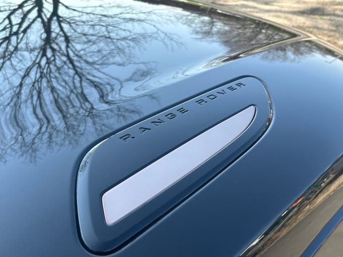 2025 Land Rover Range Rover Velar
