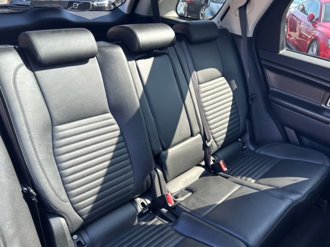 2025 Land Rover Discovery Sport