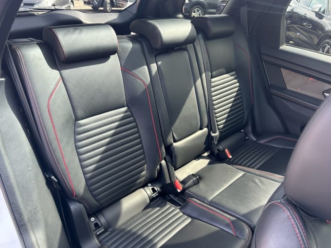 2025 Land Rover Discovery Sport