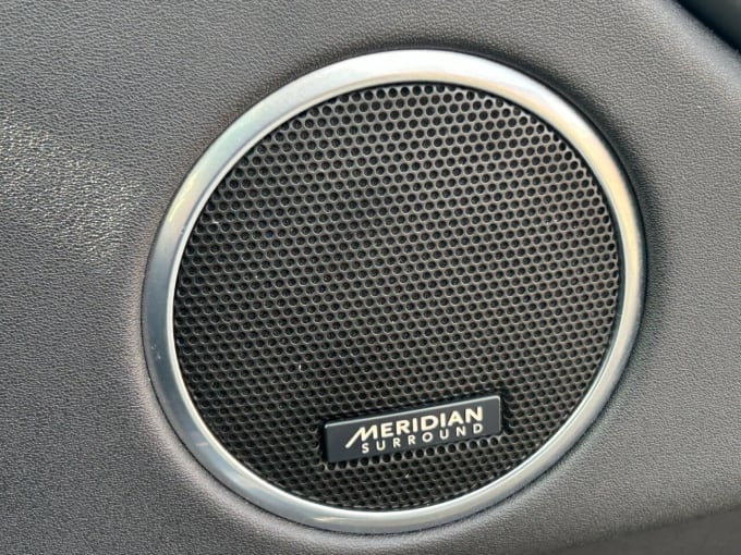 2025 Land Rover Discovery Sport