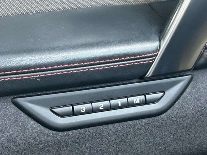 2025 Land Rover Discovery Sport