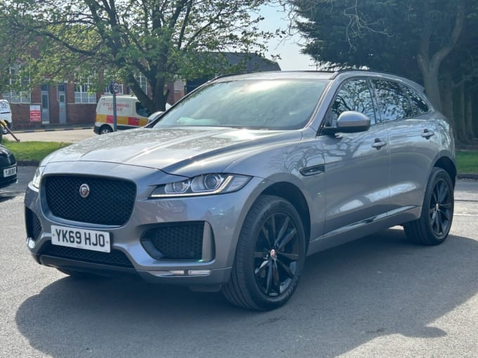 2025 Jaguar F-pace