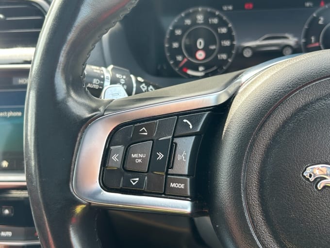 2025 Jaguar F-pace
