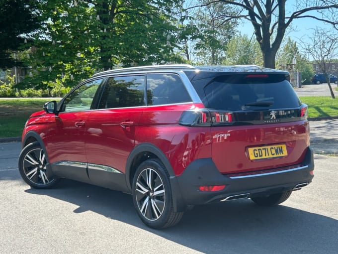 2025 Peugeot 5008