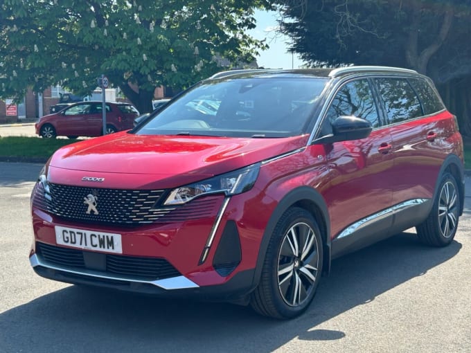 2025 Peugeot 5008