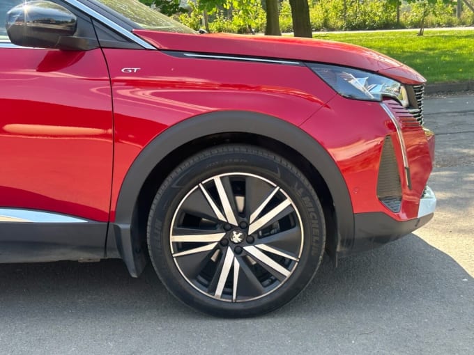 2025 Peugeot 5008