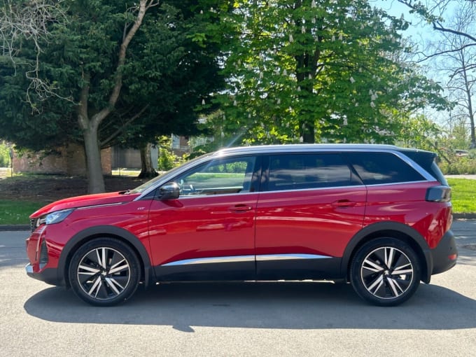 2025 Peugeot 5008