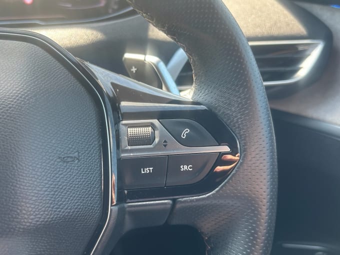 2025 Peugeot 5008