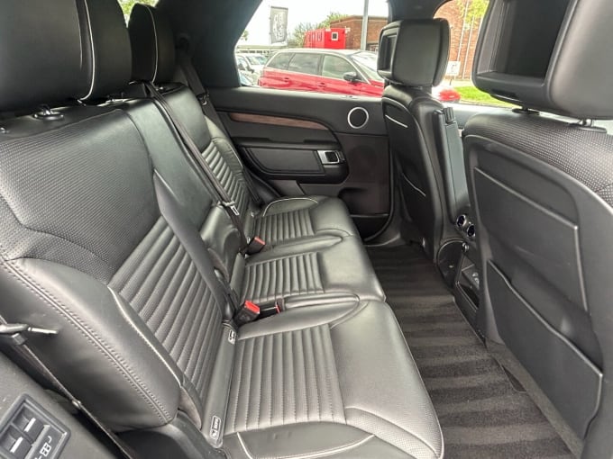 2025 Land Rover Discovery