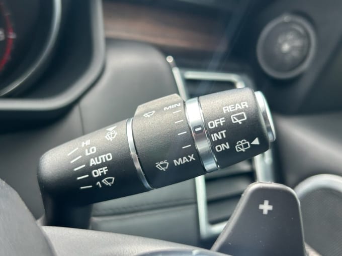2025 Land Rover Discovery