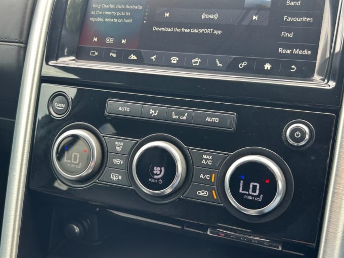 2025 Land Rover Discovery