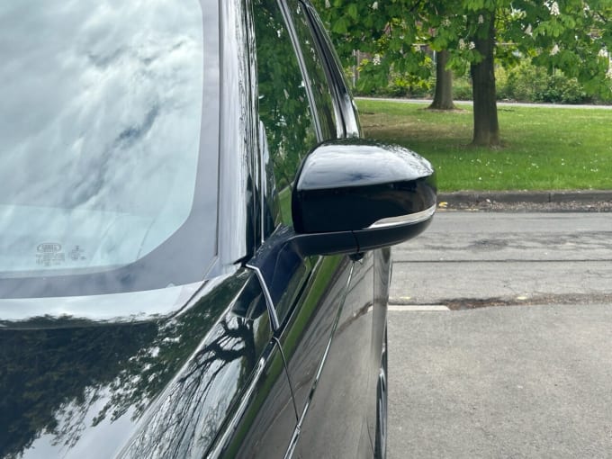 2025 Land Rover Discovery