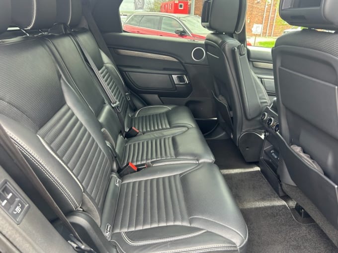 2025 Land Rover Discovery