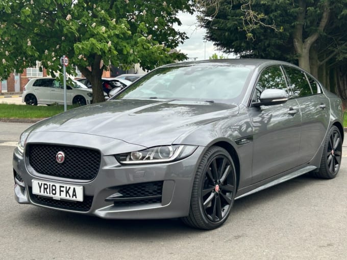 2025 Jaguar Xe