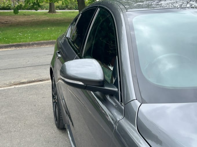2025 Jaguar Xe