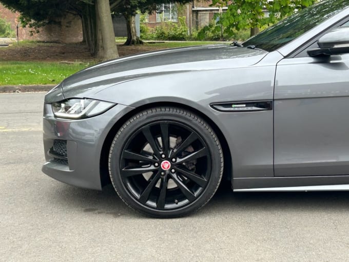 2025 Jaguar Xe