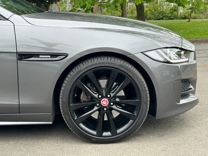 2025 Jaguar Xe