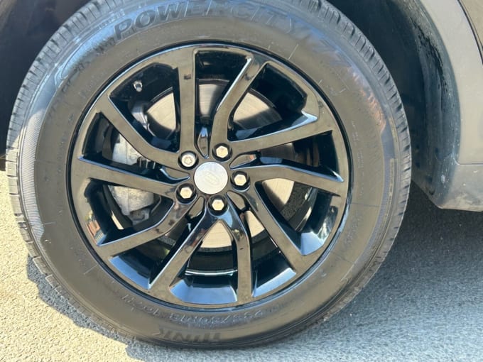 2025 Land Rover Discovery Sport