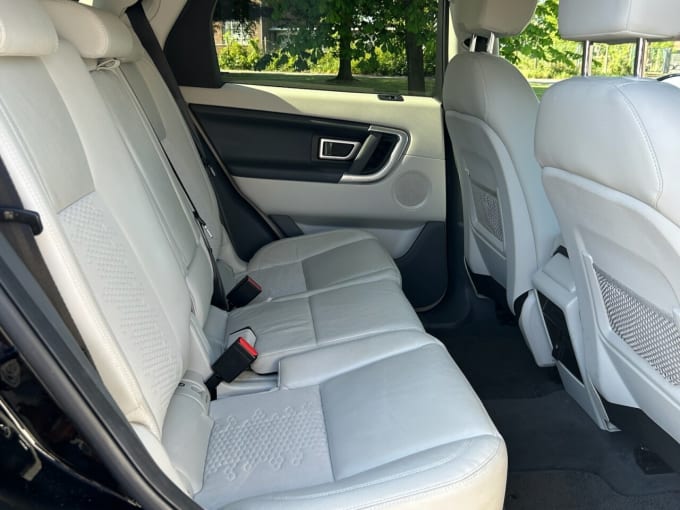 2025 Land Rover Discovery Sport