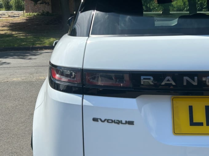 2025 Land Rover Range Rover Evoque
