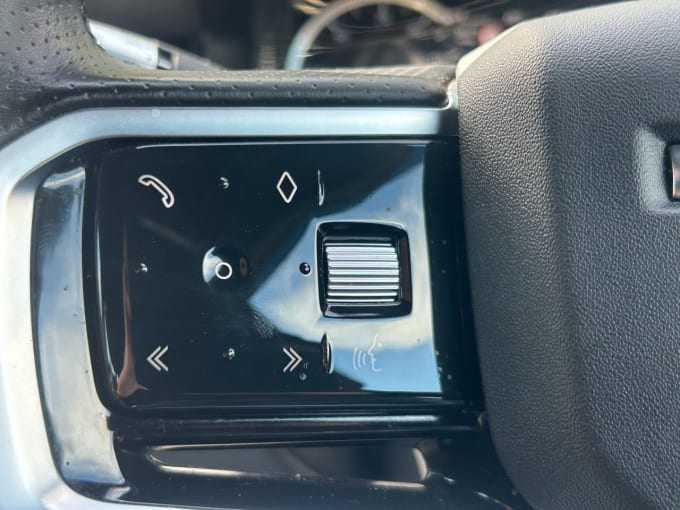 2025 Land Rover Range Rover Evoque