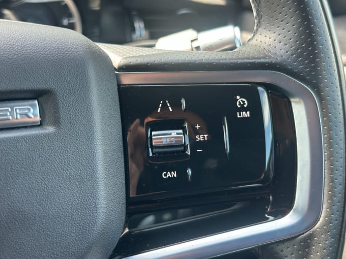 2025 Land Rover Range Rover Evoque
