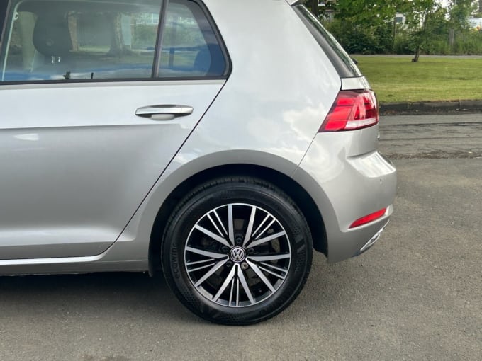 2025 Volkswagen Golf