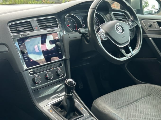 2025 Volkswagen Golf