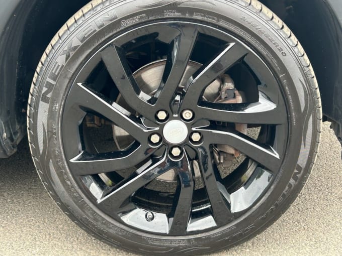 2025 Land Rover Discovery Sport