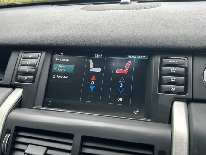 2025 Land Rover Discovery Sport