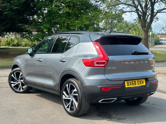 2025 Volvo Xc40