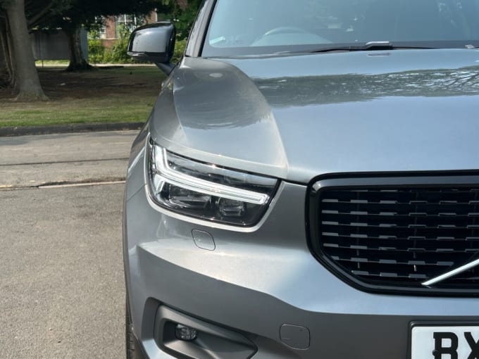 2025 Volvo Xc40