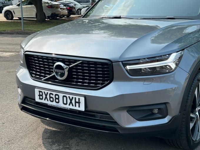 2025 Volvo Xc40