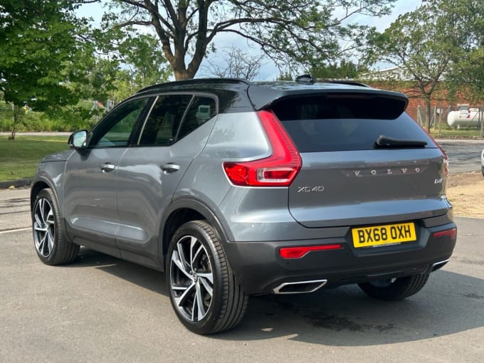 2025 Volvo Xc40