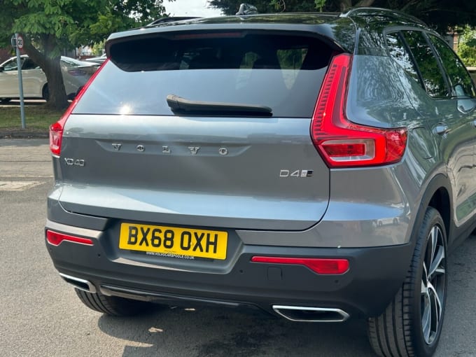 2025 Volvo Xc40
