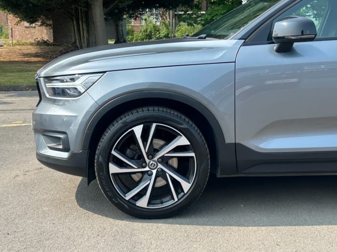 2025 Volvo Xc40