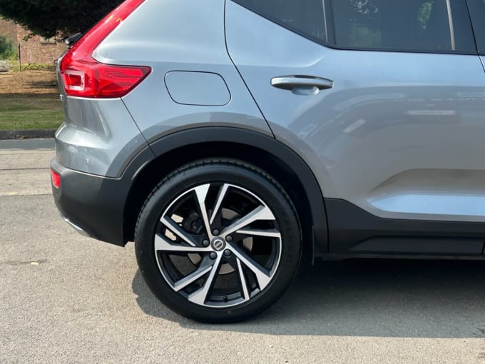 2025 Volvo Xc40