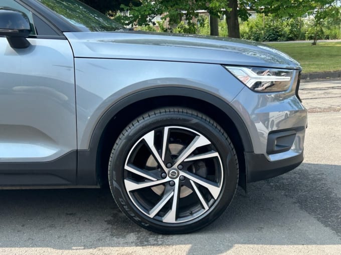 2025 Volvo Xc40