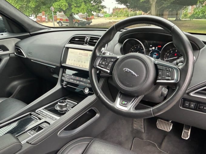 2025 Jaguar F-pace