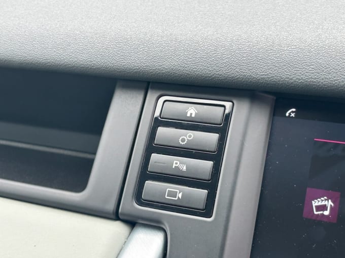 2025 Land Rover Discovery Sport